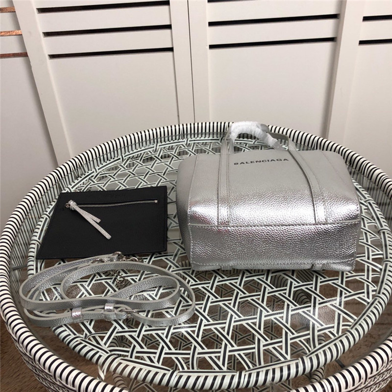 balenciaga tote bag small everyday replica bags - Image 7