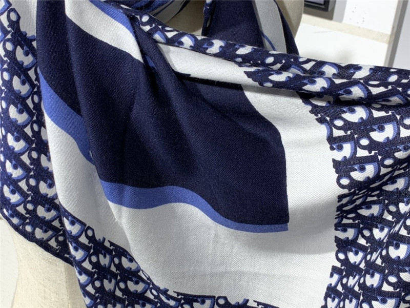 dior cashmere shawl dark blue - Image 5