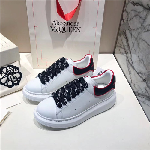 Alexander mcqueen deals sneakers greece