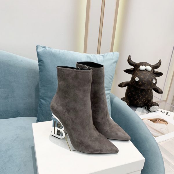 Balmain pointed toe B heel boots