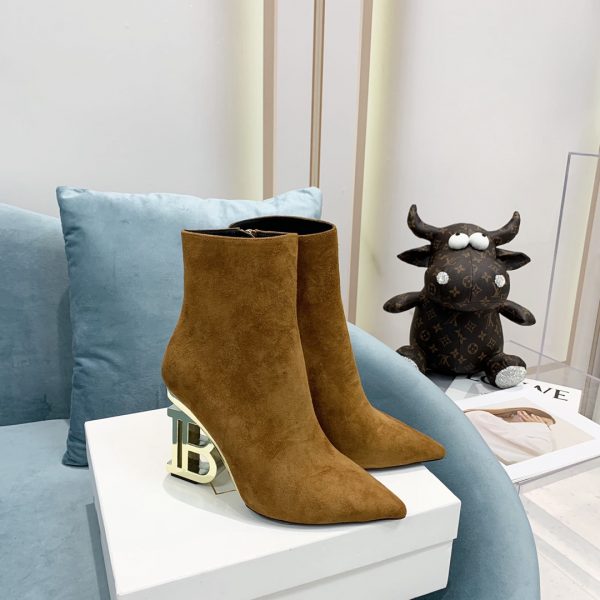 Balmain pointed toe B heel boots