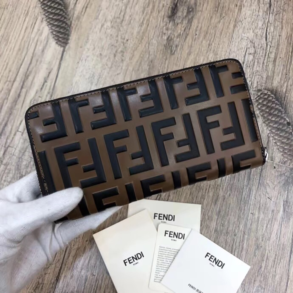 Fendi Brown Leather Wallet - Image 2