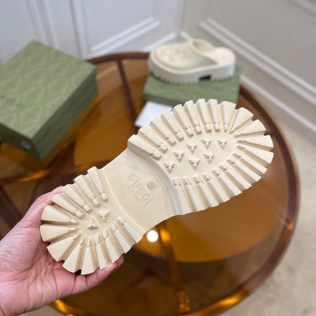 Gucci GG Slides - Image 3