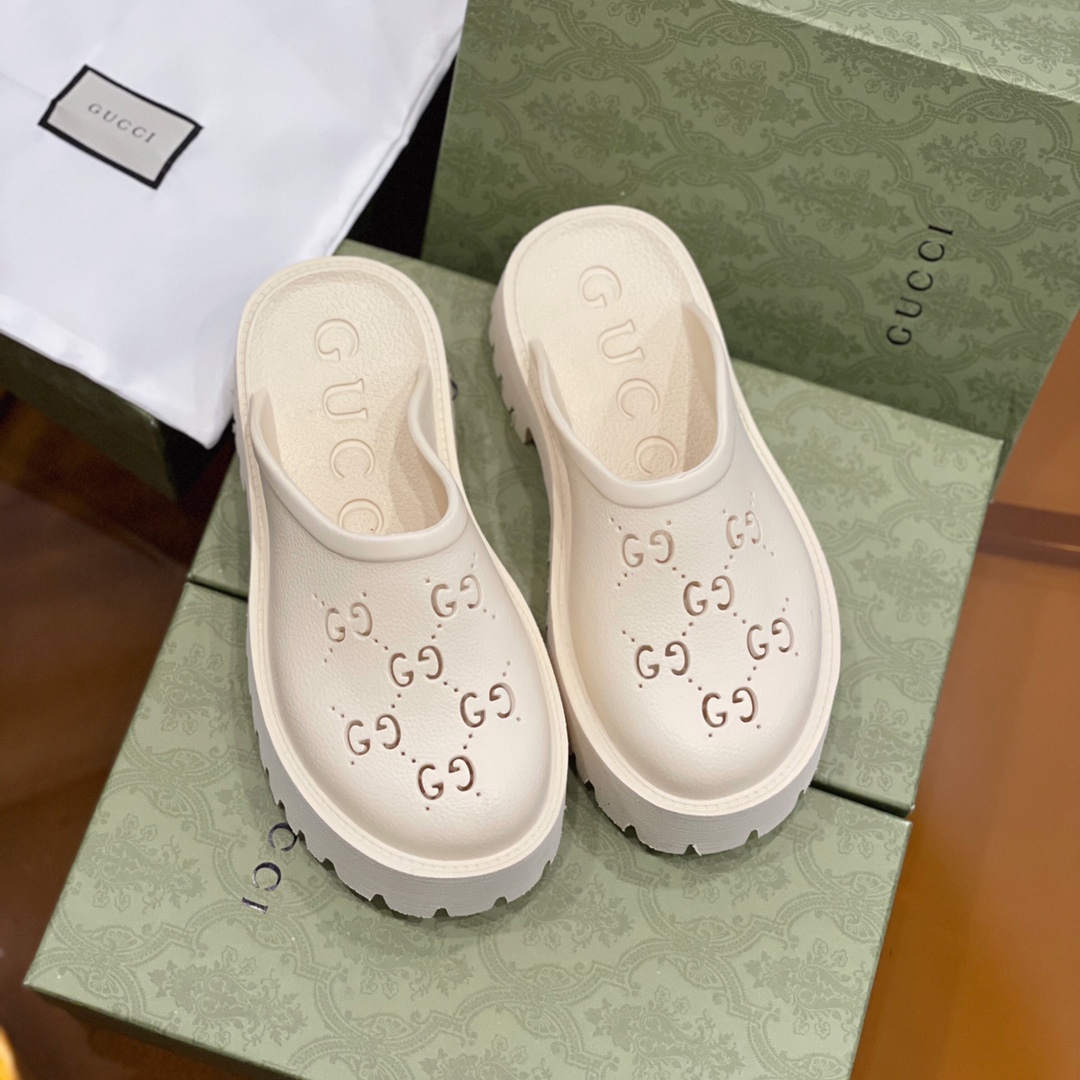 Gucci GG Slides - Image 4