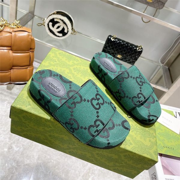 Gucci Green GG Logo Slides