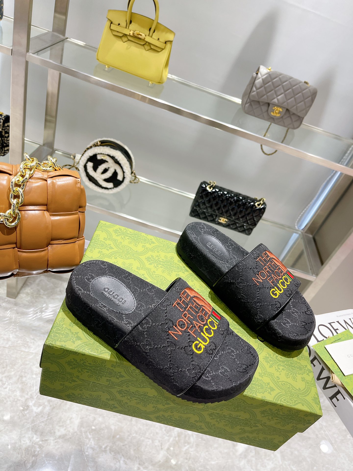Gucci latest spring summer 2024 slippers C - Image 2