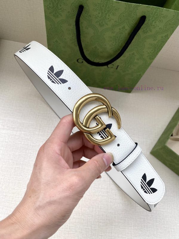 As one of the adidas x Gucci collaboration series, the 4.0cm GUCCI leather belt is adorned w pn030kpb