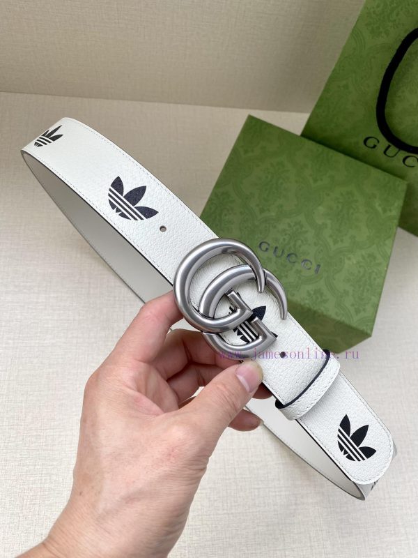 As one of the adidas x Gucci collaboration series, the 4.0cm GUCCI leather belt is adorned w r1k5ub92