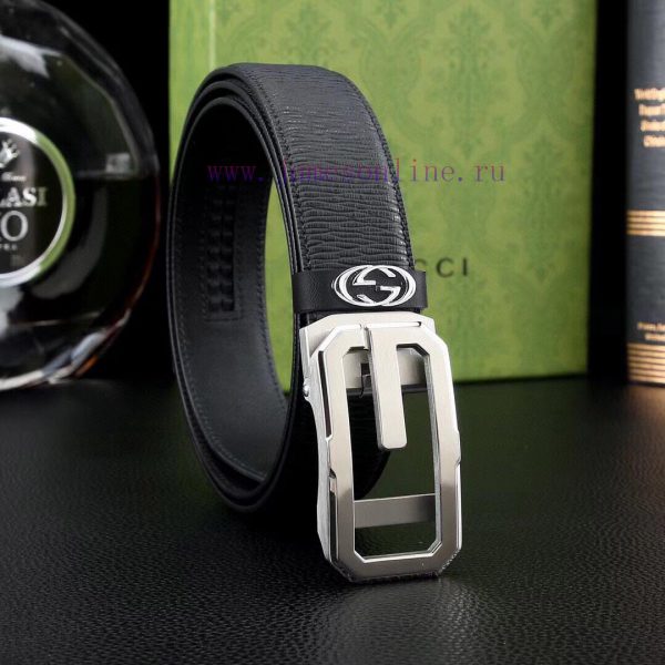 High end quality, physical photographyComes with a complete gift boxGUCCI productsBuckle mat x1hziarg