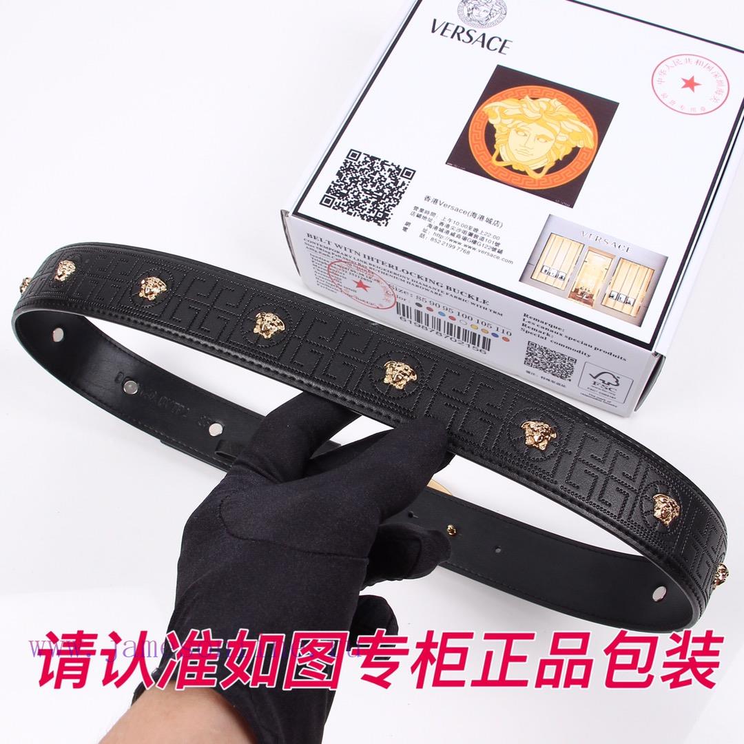 Versace Ver…sace️Identify and receive a punch as a giftThe material is 100% cowhide, ensurin 51ty16hf - Image 9